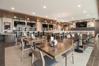 holiday inn and suites mt juliet nashville area