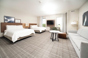 staybridge suites cincinnati east milford