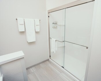 holiday inn express des moines ankeny