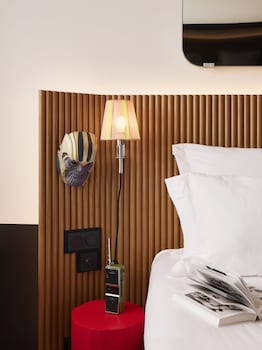 mama shelter paris la defense