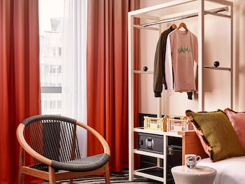 mama shelter paris la defense