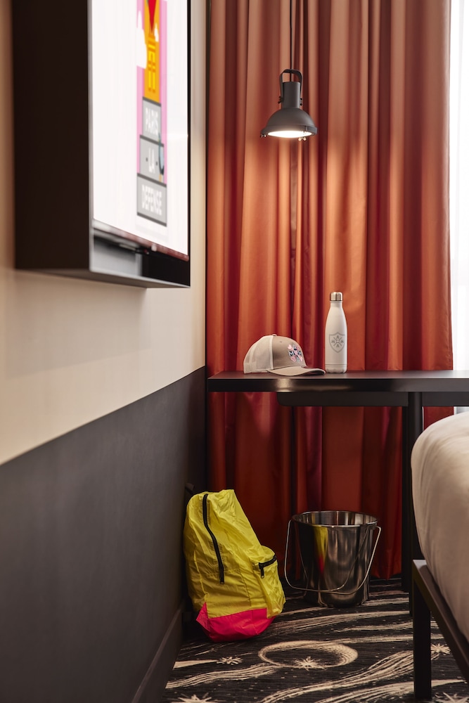 mama shelter paris la defense