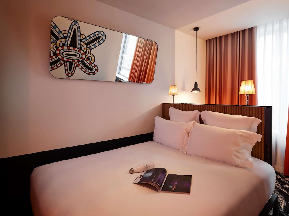 mama shelter paris la defense