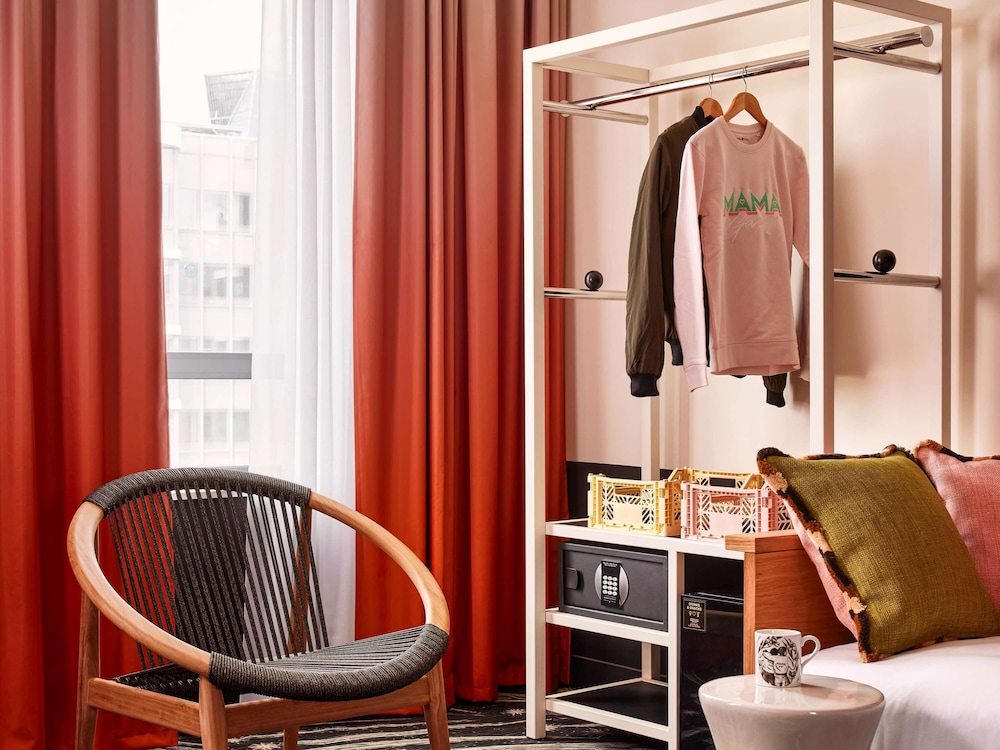 mama shelter paris la defense