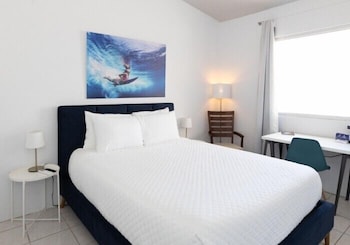 bella surf inn
