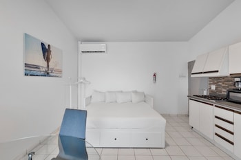 bella surf inn