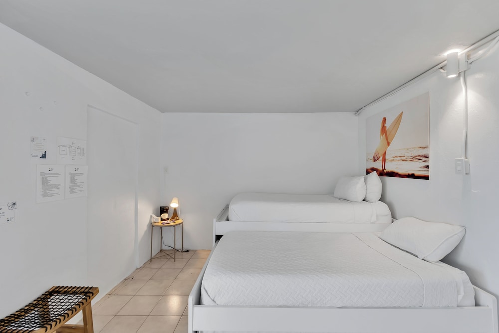 bella surf inn