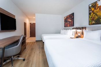 la quinta inn and suites by wyndham galt