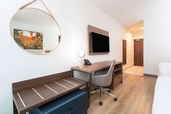 la quinta inn and suites by wyndham galt