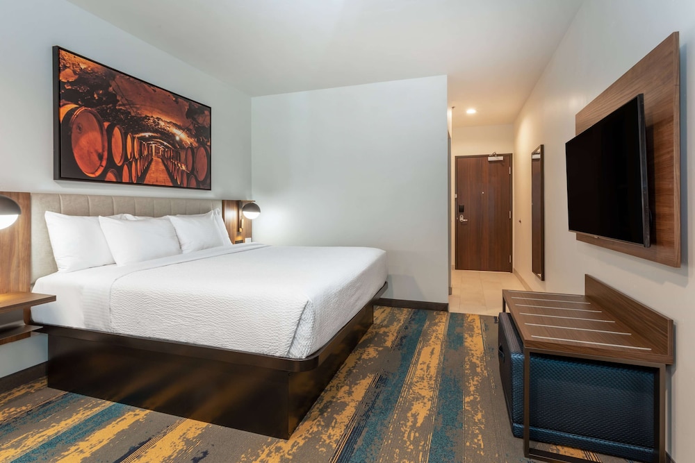 la quinta inn and suites by wyndham galt