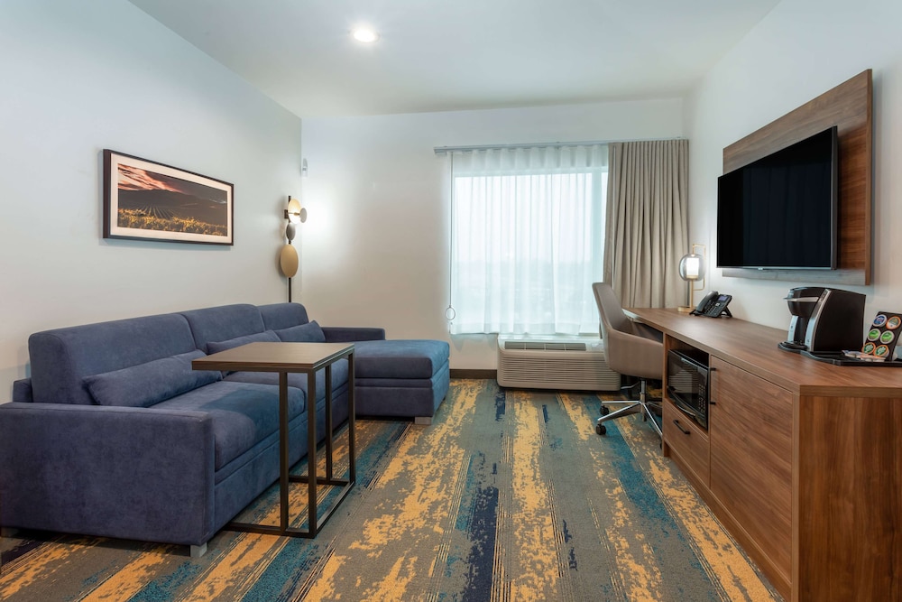 la quinta inn and suites by wyndham galt