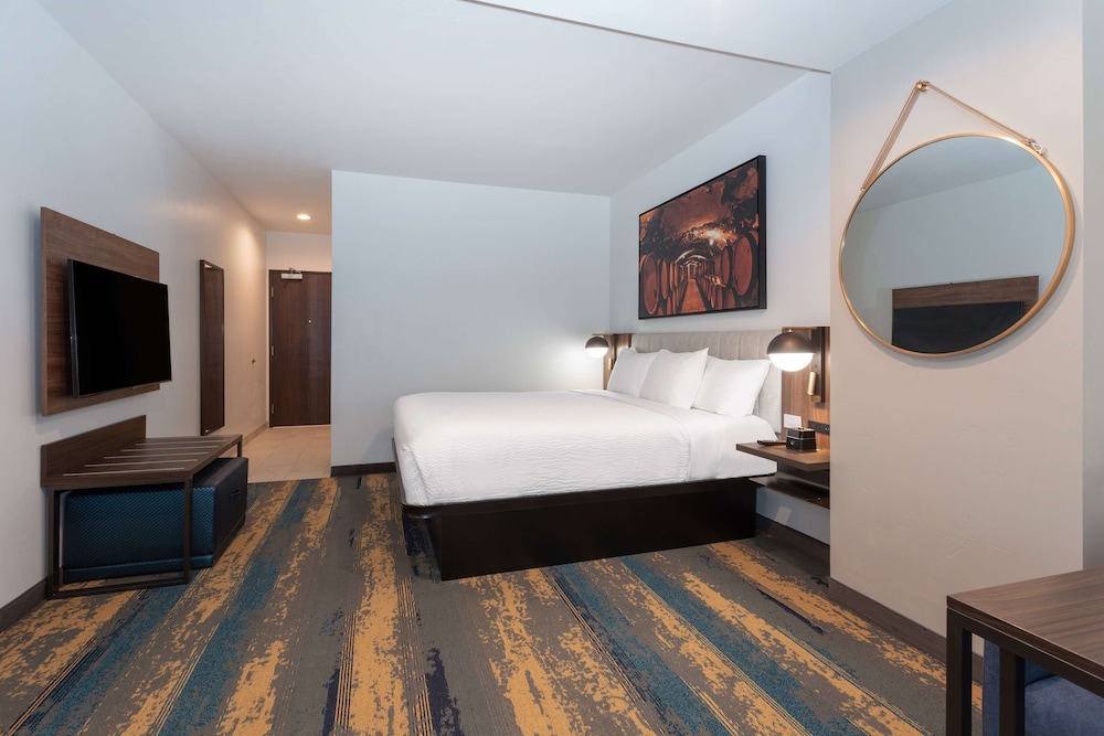 la quinta inn and suites by wyndham galt