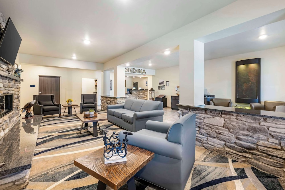 comfort inn and suites