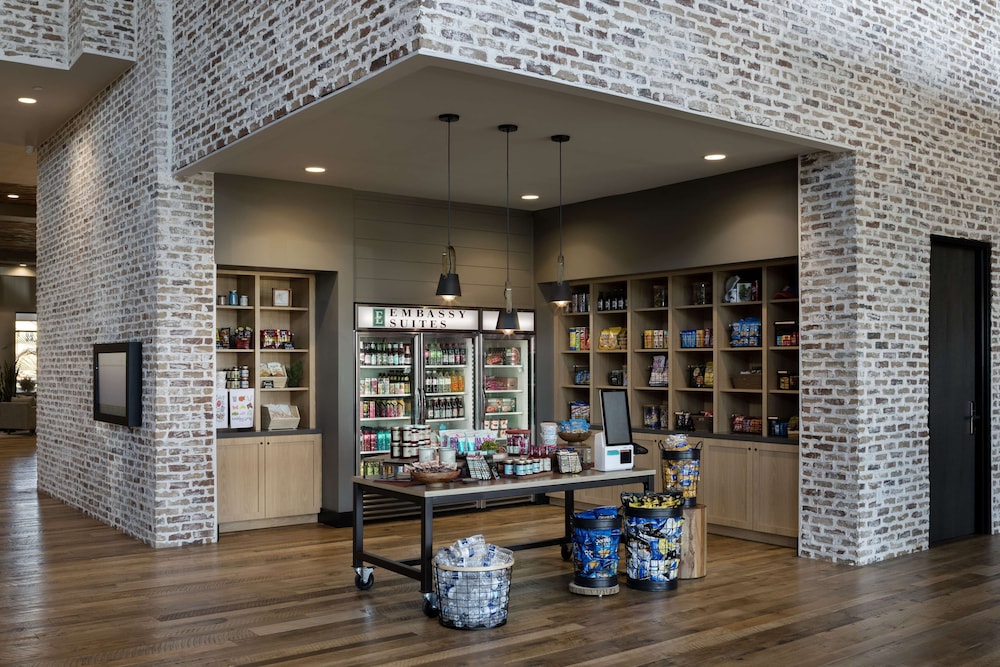 embassy suites by hilton bowling green