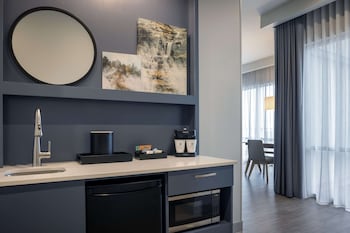 embassy suites by hilton bowling green