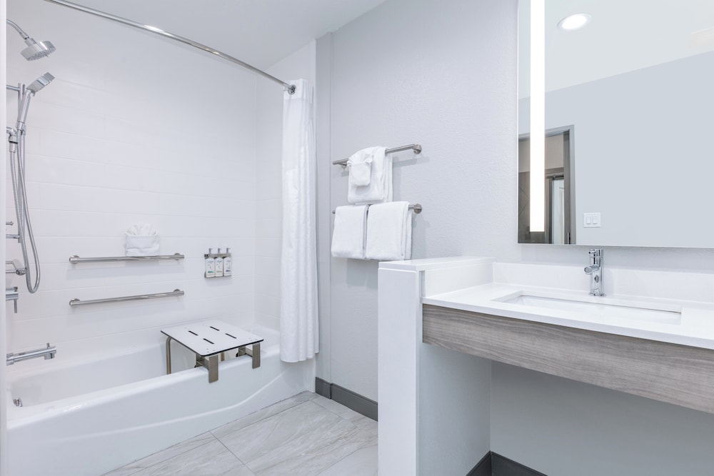 holiday inn express and suites dallas plano north