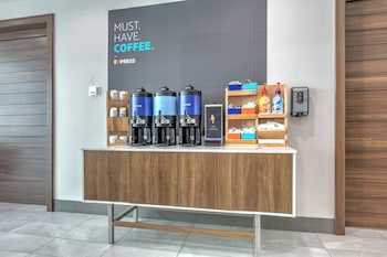 holiday inn express and suites dallas plano north