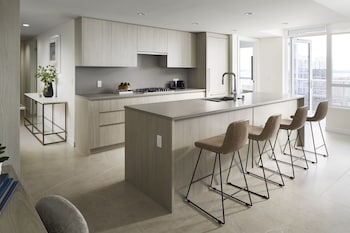 level hotels and furnished suites south lake union