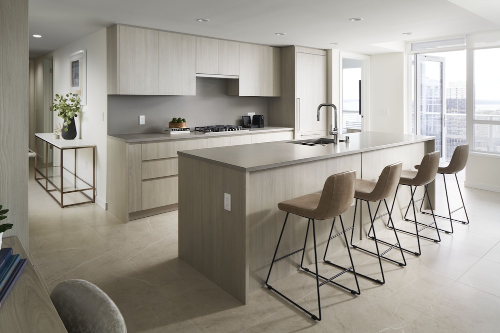 level hotels and furnished suites south lake union