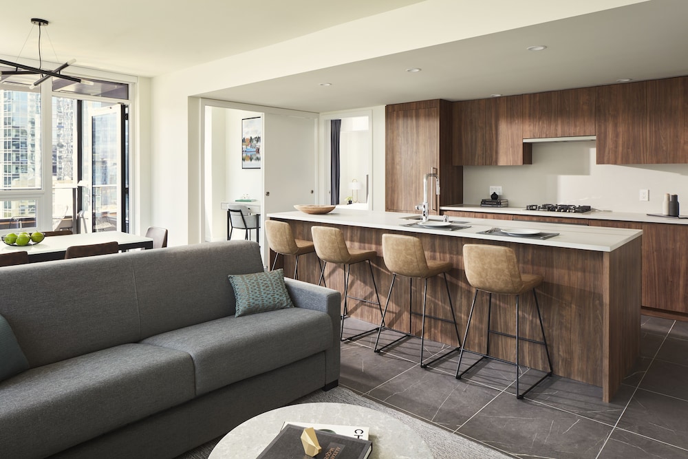 level hotels and furnished suites south lake union