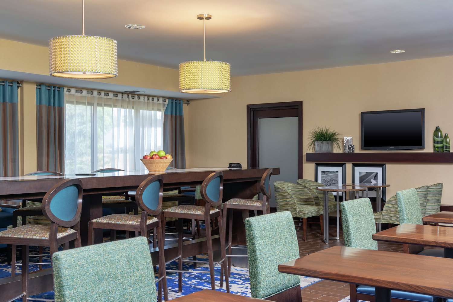 hampton inn east lansing