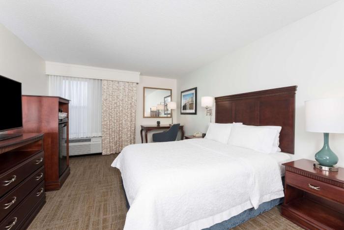 hampton inn east lansing