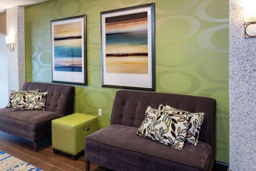 hampton inn east lansing
