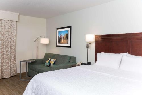 hampton inn east lansing