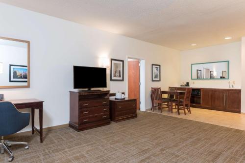 hampton inn east lansing
