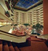 embassy suites by hilton e peoria riverfront conf center