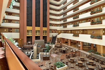 Embassy Suites By Hilton E Peoria Riverfront Conf Center,Illinois>>East Peoria,4 star