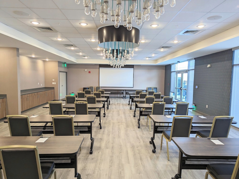 candlewood suites tulsa hills jenks