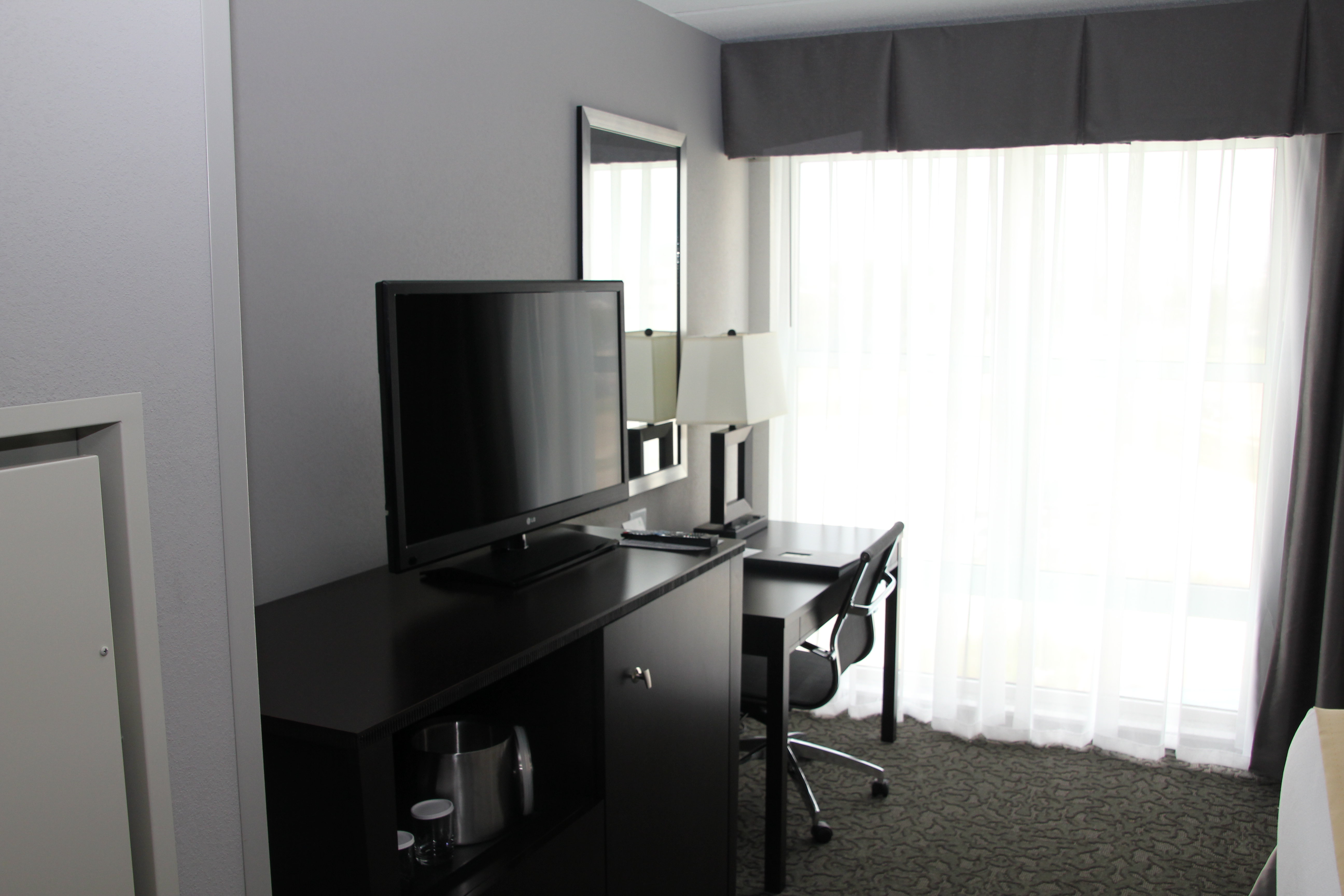 holiday inn hotel and suites east peoria by ihg