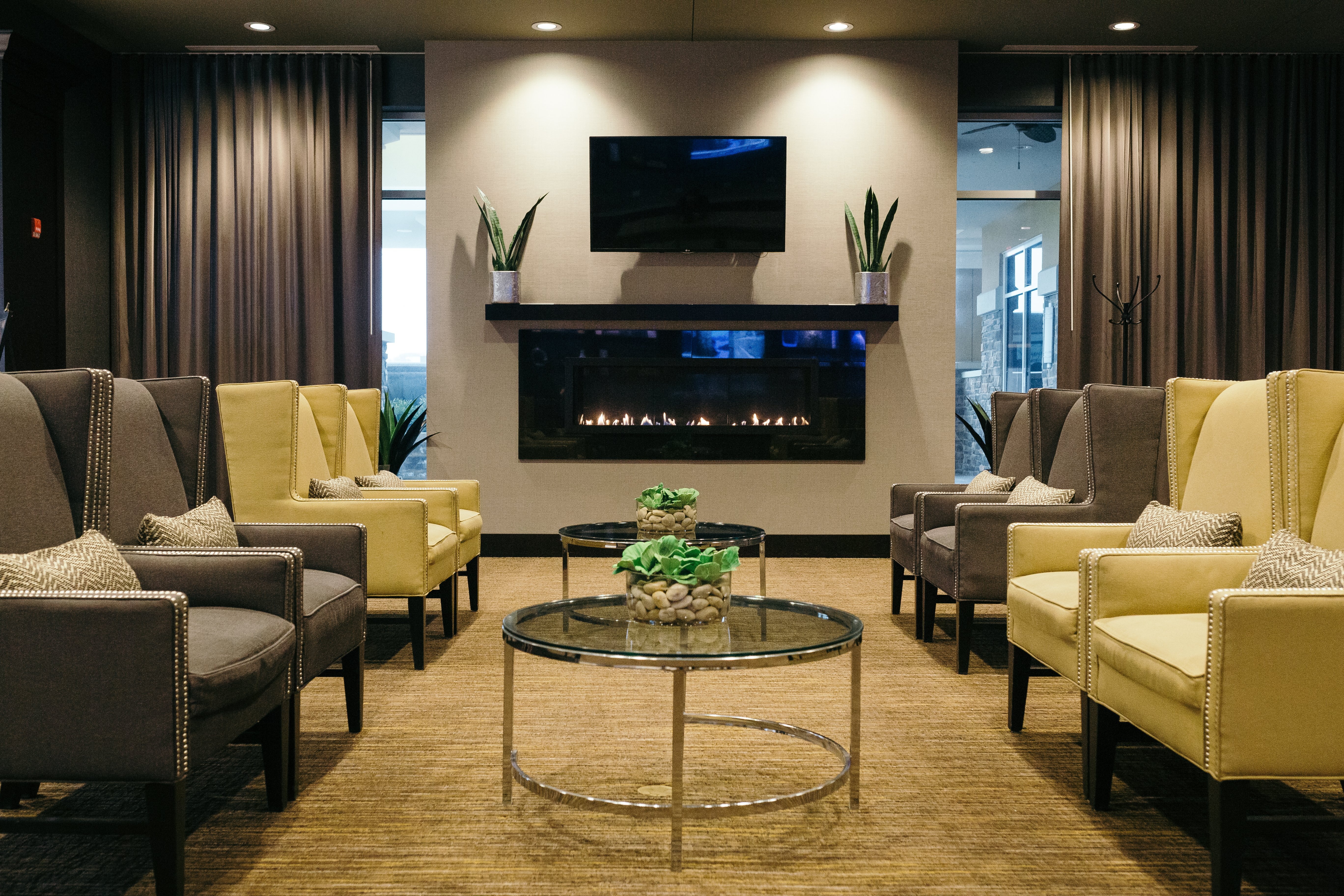holiday inn hotel and suites east peoria by ihg