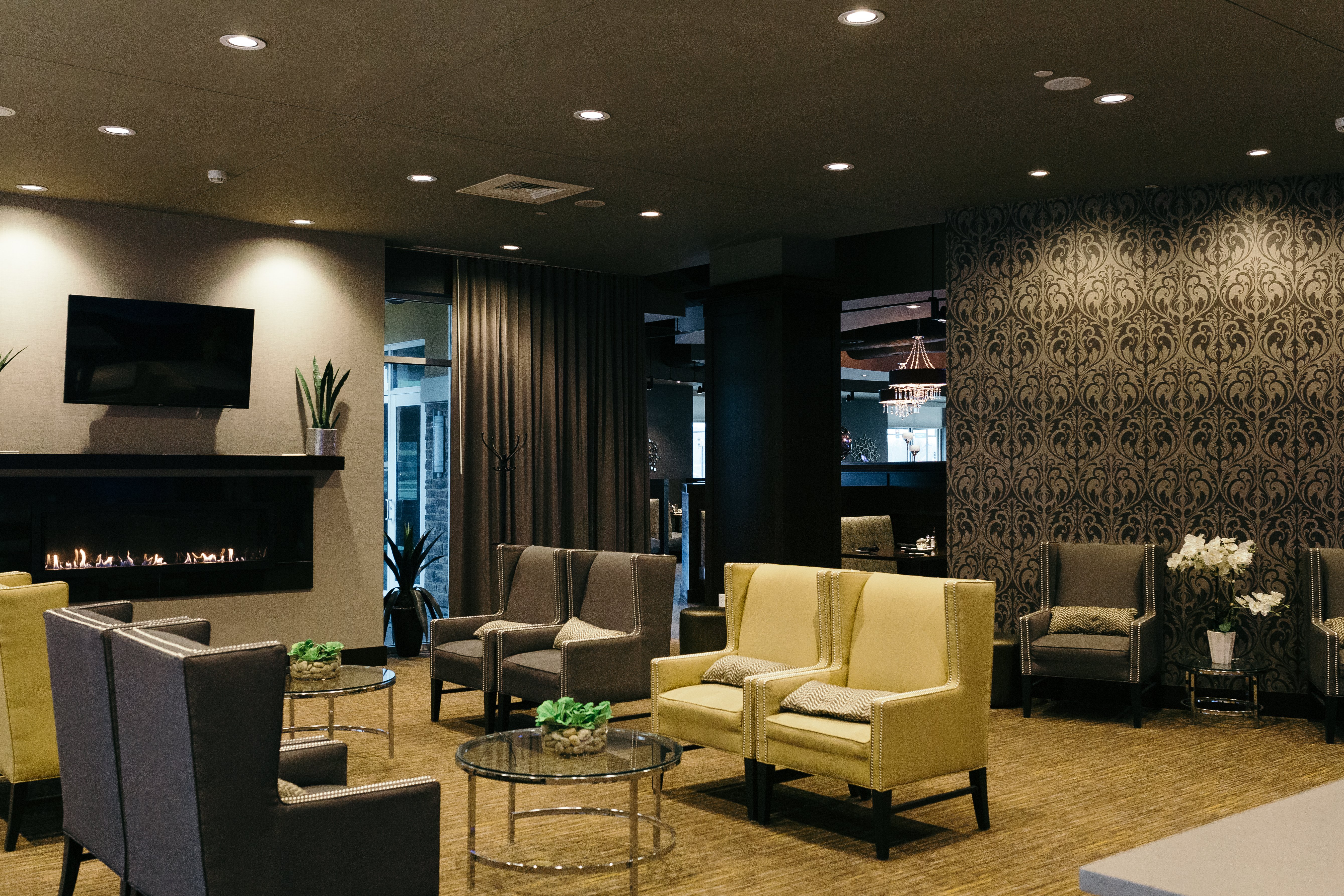 holiday inn hotel and suites east peoria by ihg