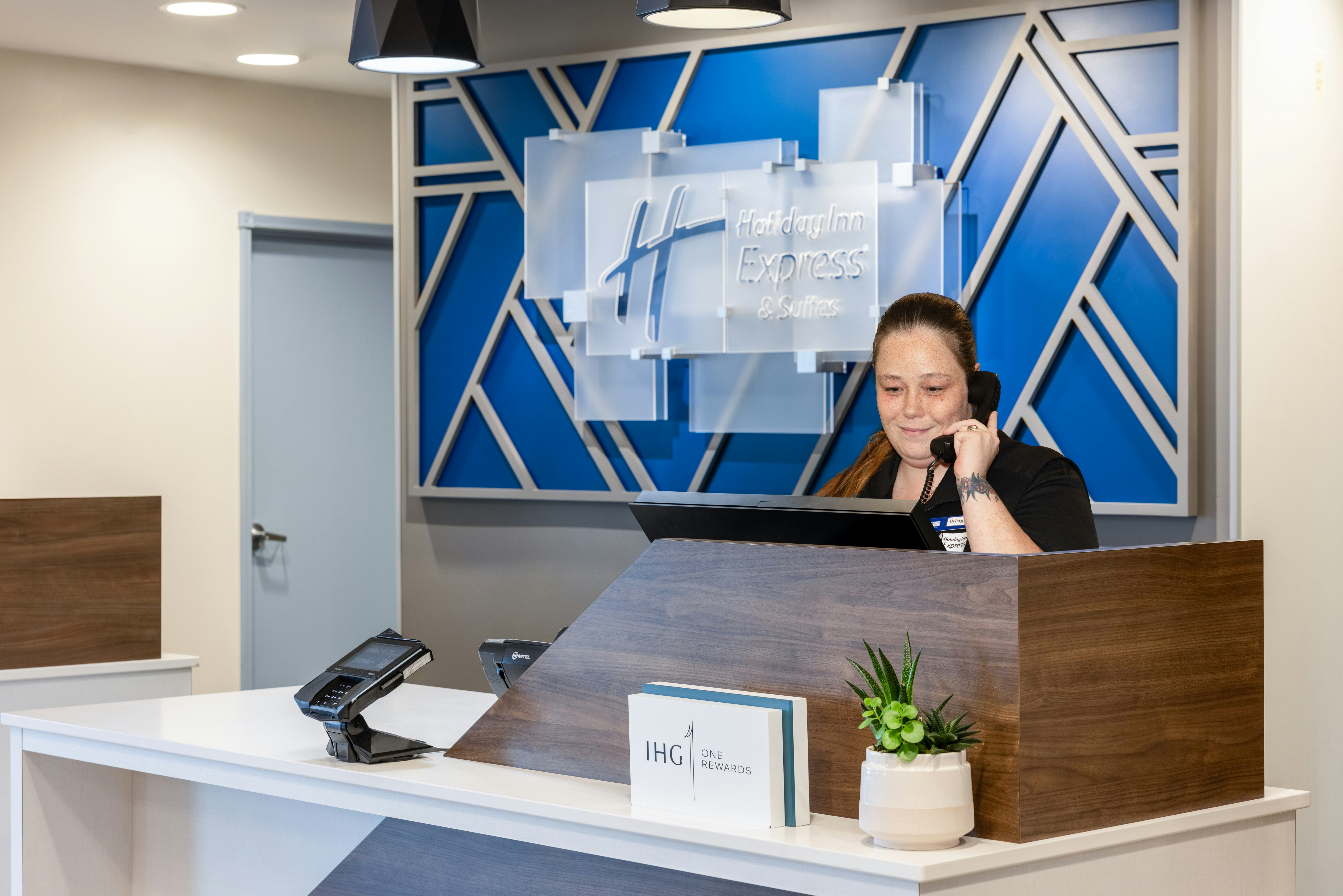 holiday inn express and suites dewitt syracuse by ihg