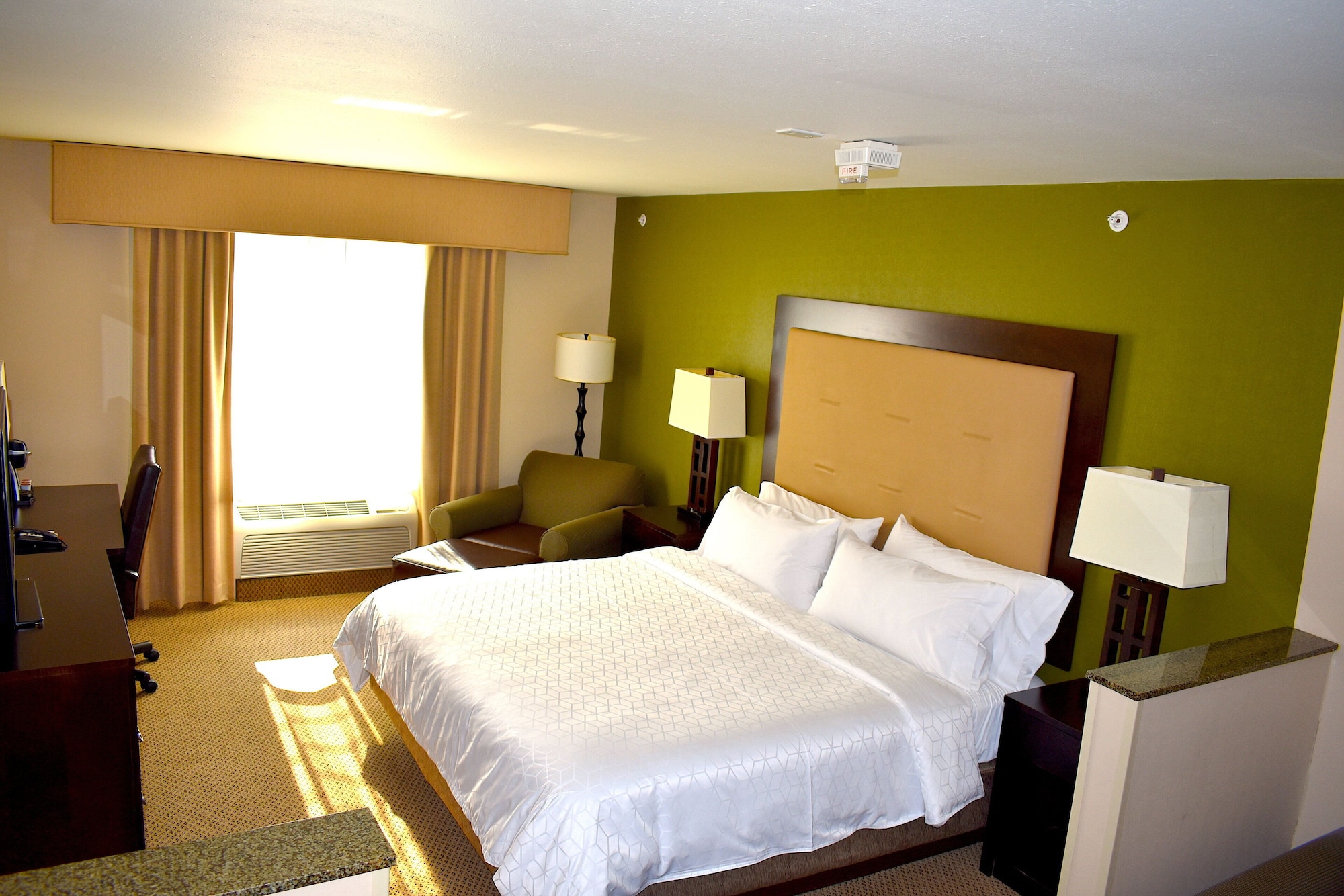 holiday inn express and suites dewitt syracuse by ihg