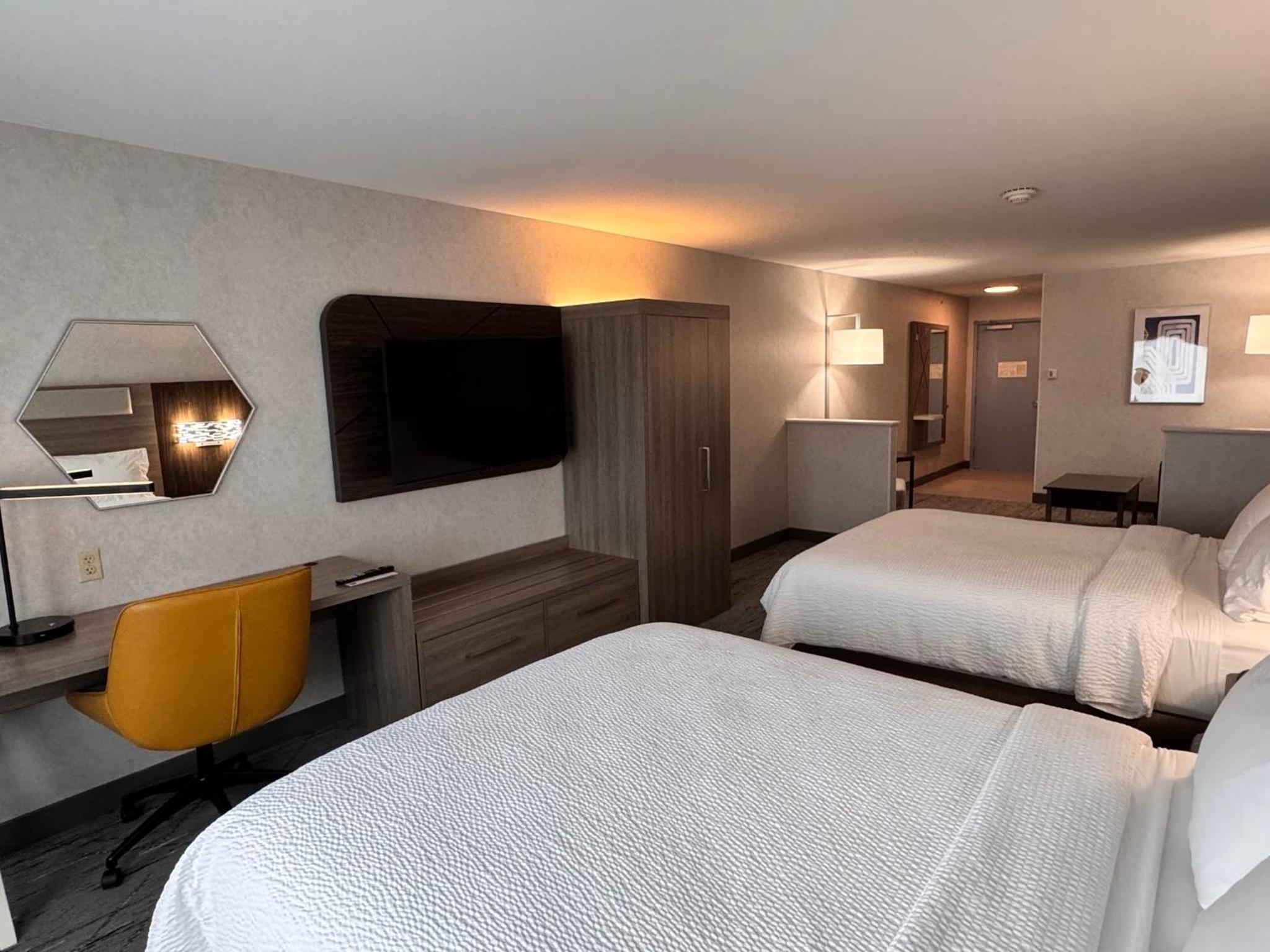holiday inn express and suites dewitt syracuse by ihg