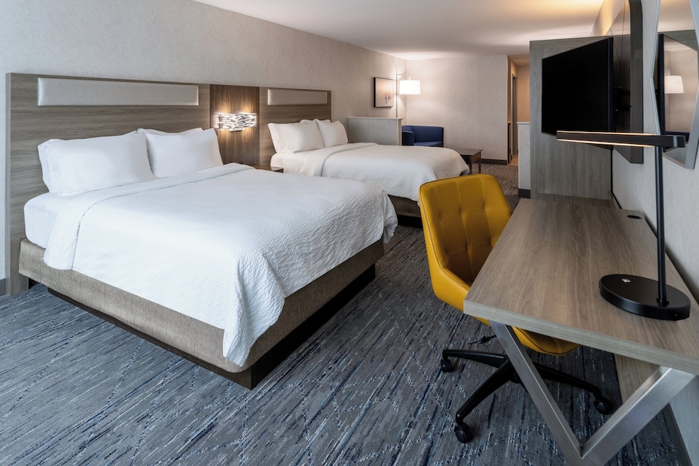 holiday inn express and suites dewitt syracuse by ihg