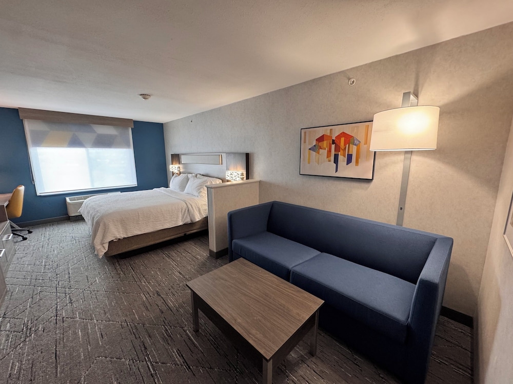 holiday inn express and suites dewitt syracuse by ihg