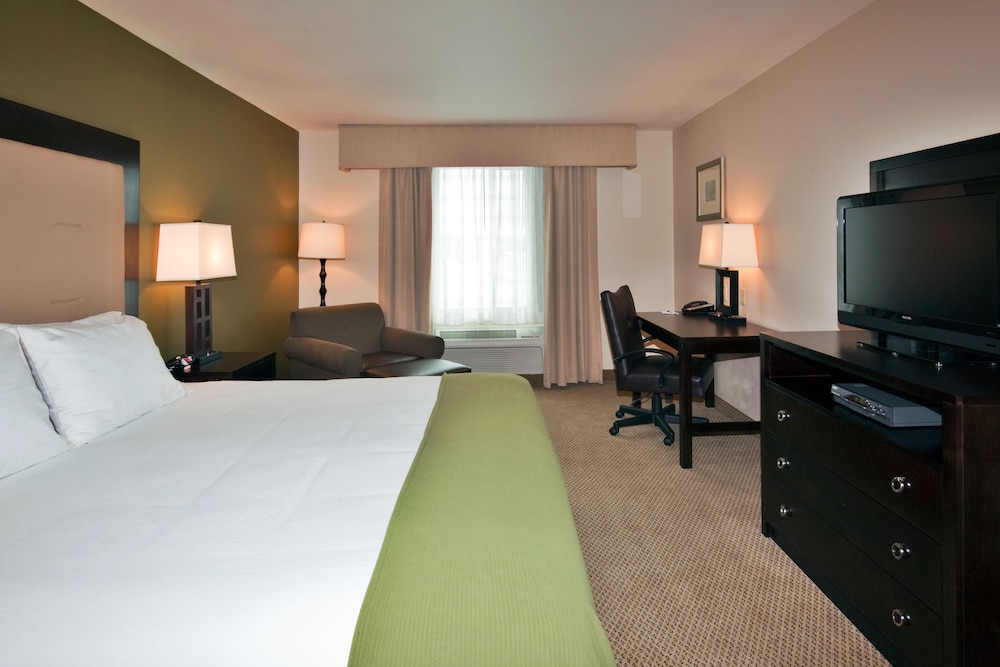 holiday inn express and suites dewitt syracuse by ihg