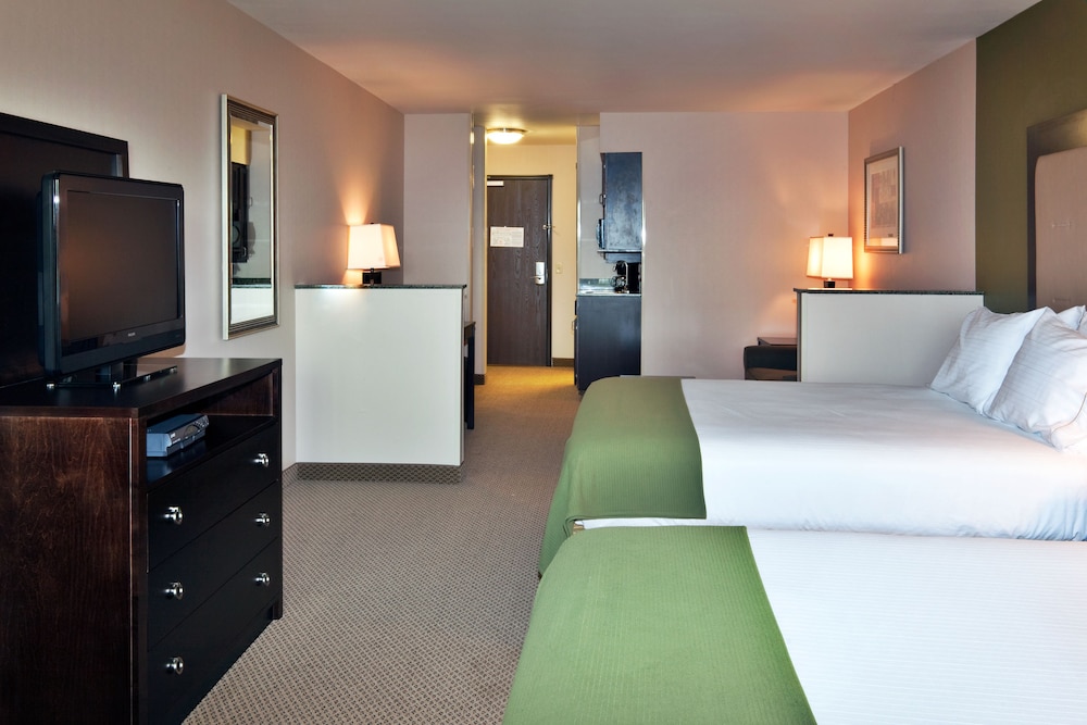holiday inn express and suites dewitt syracuse by ihg