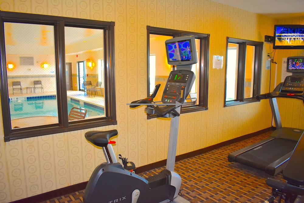holiday inn express and suites dewitt syracuse by ihg
