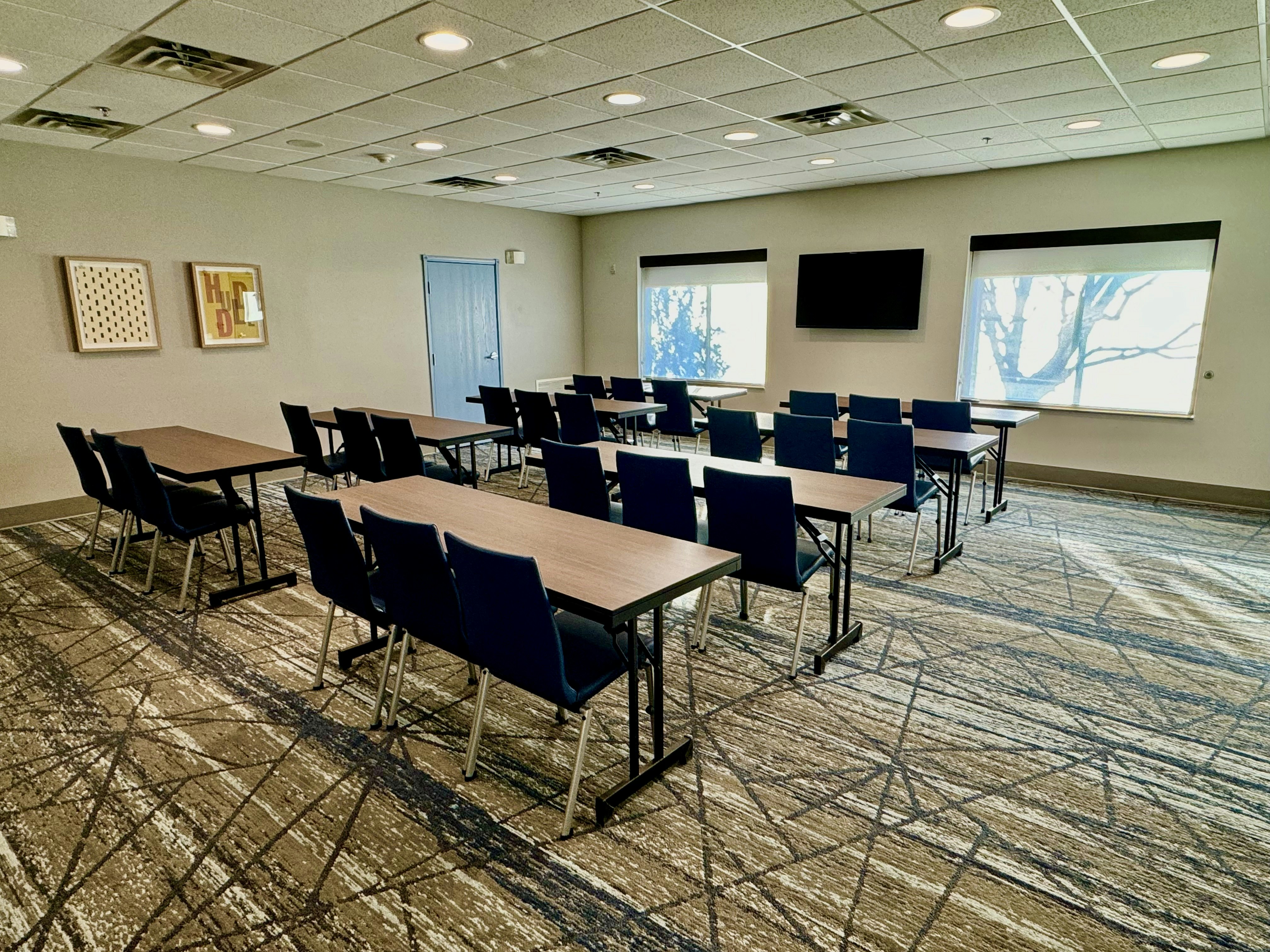 holiday inn express and suites dewitt syracuse by ihg