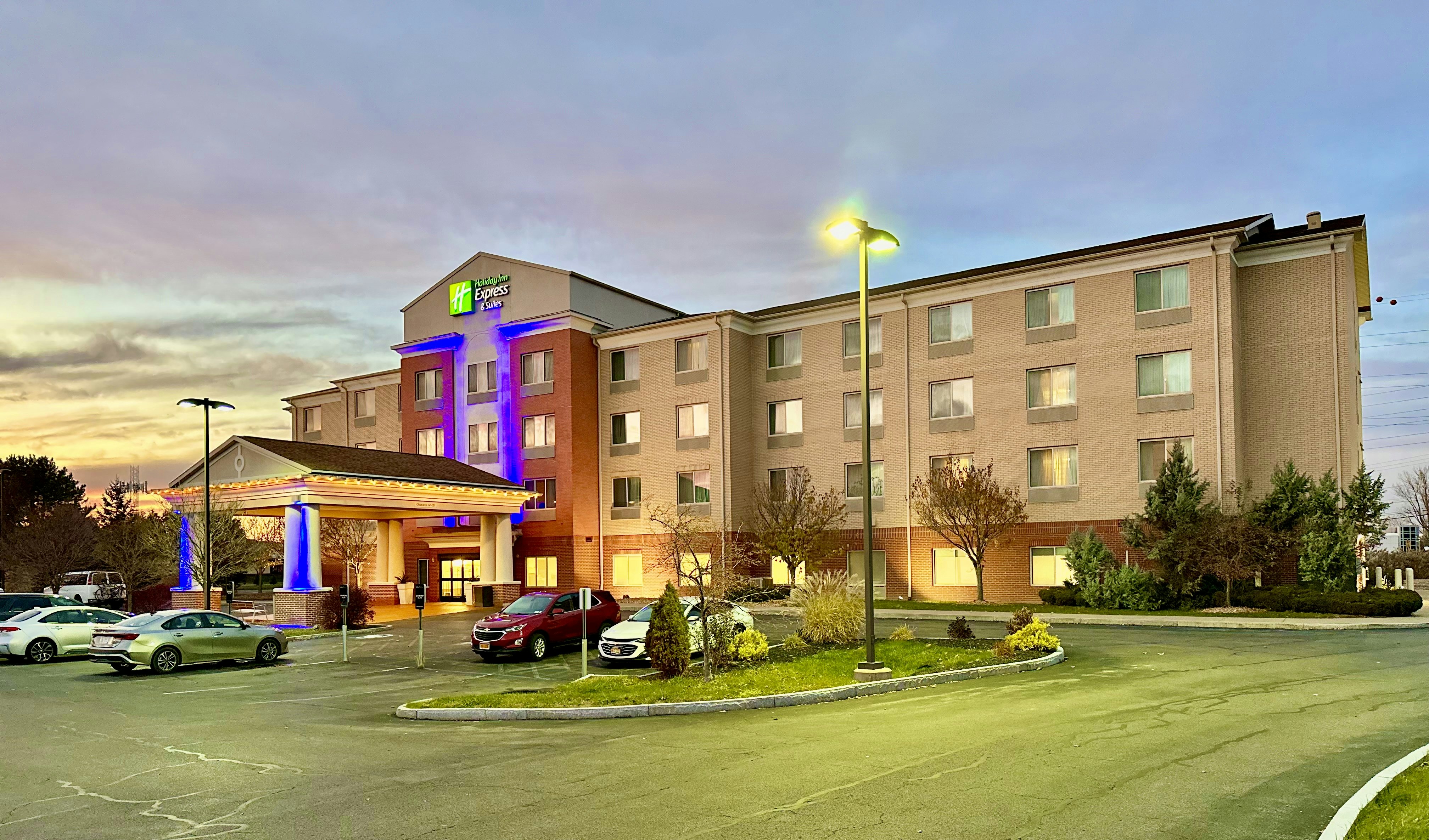 holiday inn express and suites dewitt syracuse by ihg