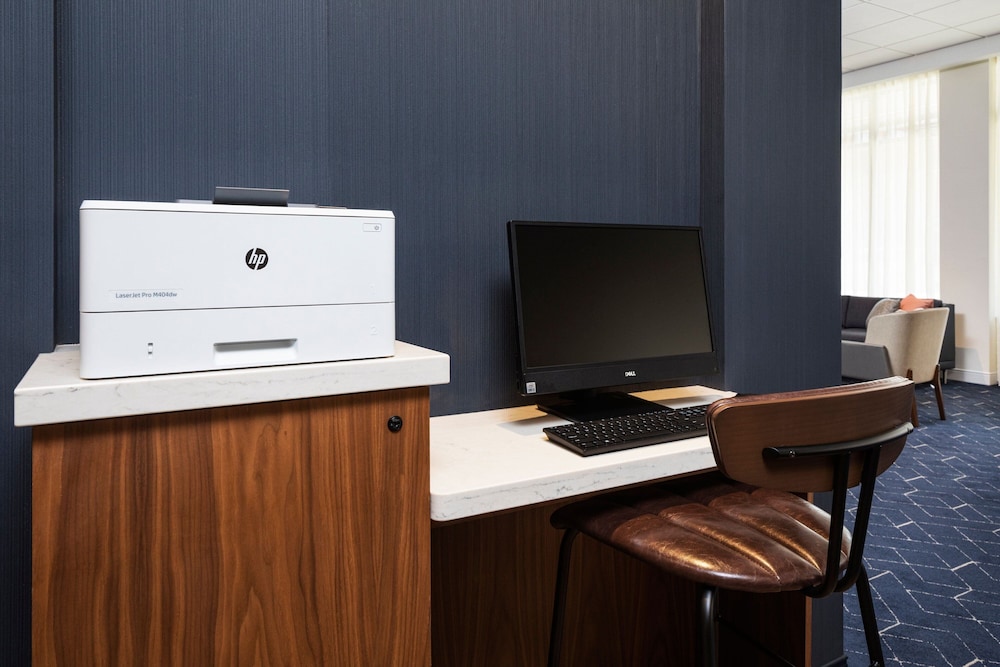 courtyard by marriott owatonna downtown