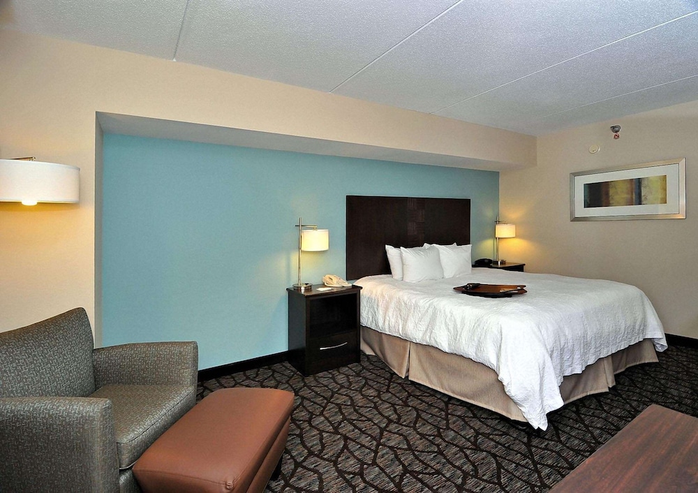 hampton inn eden