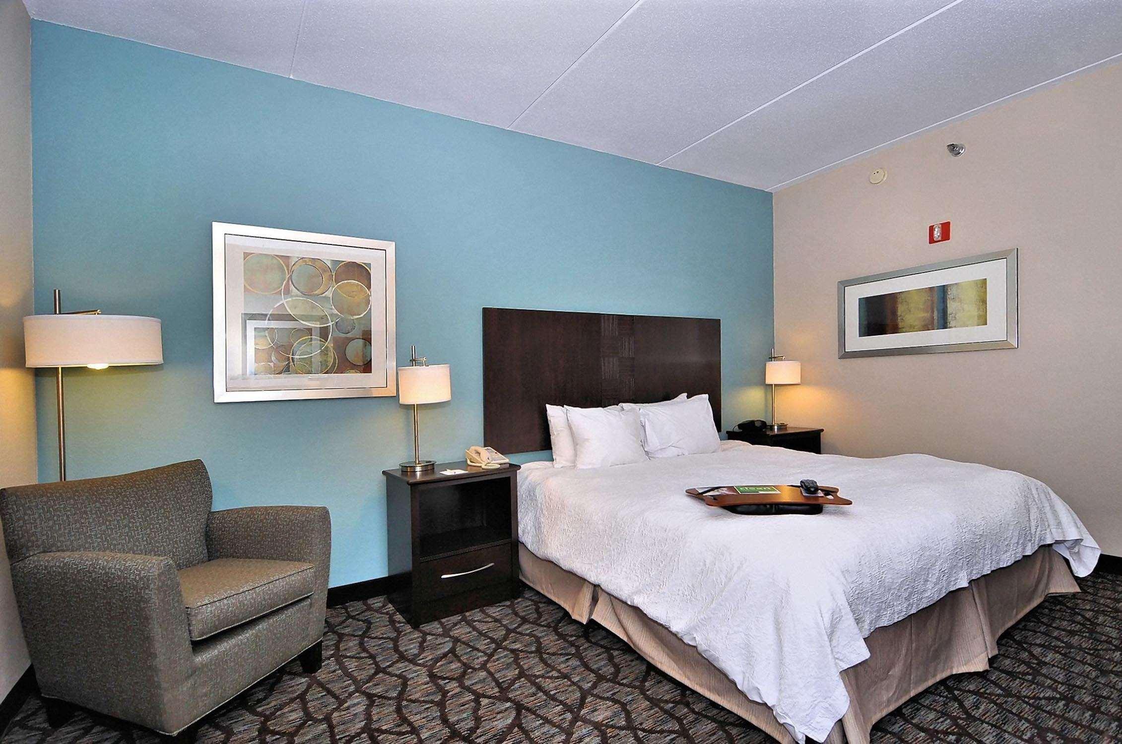 hampton inn eden
