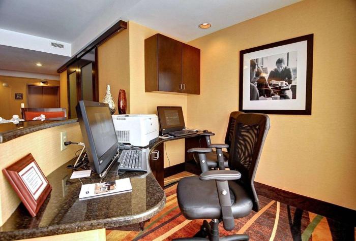 hampton inn eden