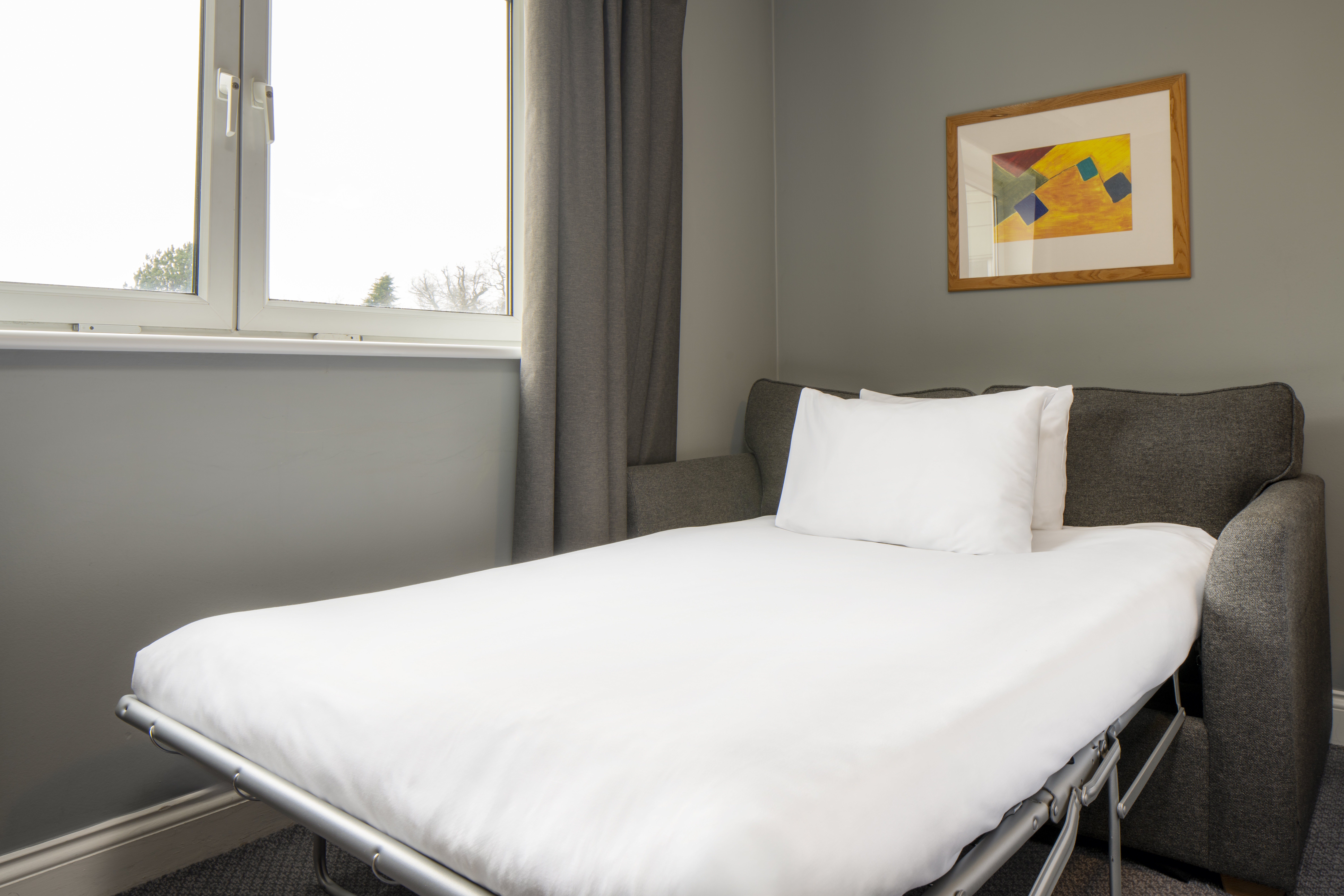 holiday inn edinburgh by ihg